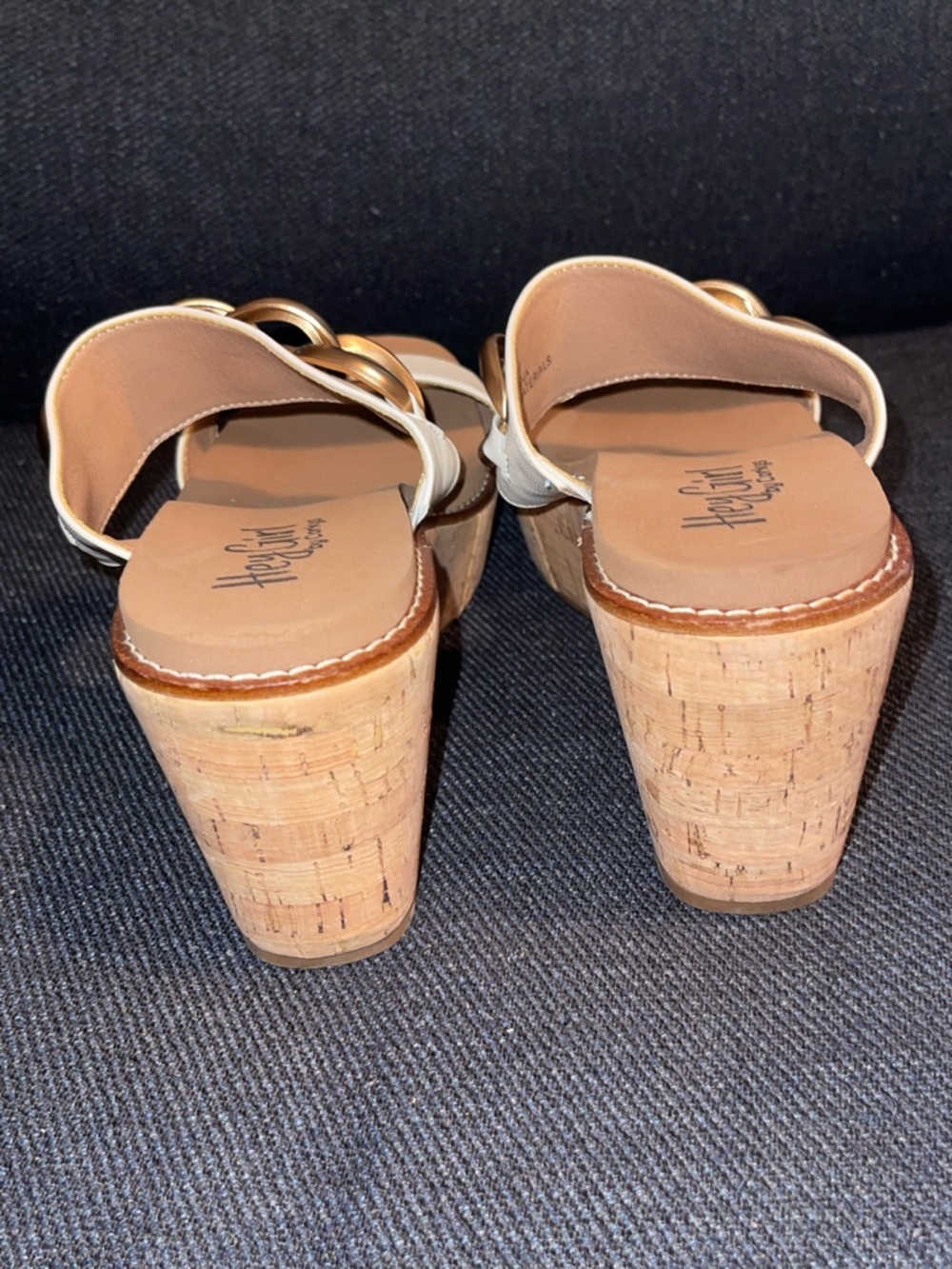 Hey Girl by Corkys White Platform Slide Sandals with Gold Chain - Picture 7 of 11